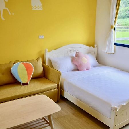 Blue And White Style Holiday B&B Guanshan Eksteriør billede